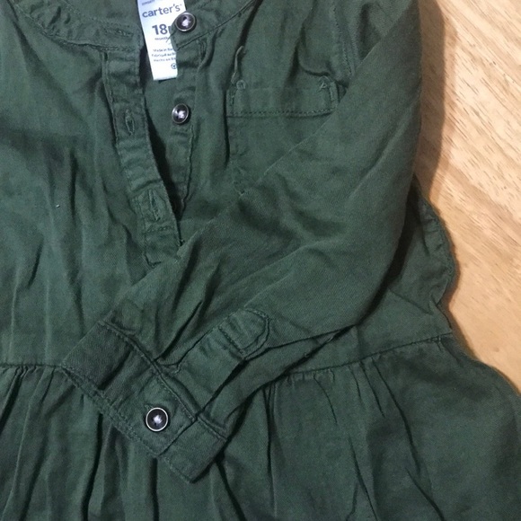 Green top with floral leggings - Picture 4 of 5